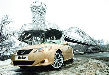 Lexus IS 300. ������ ��� ������?